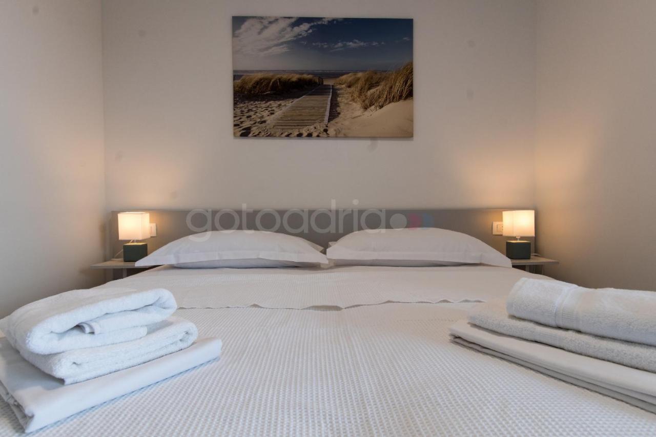Sea View Apartment Leana Makarska Buitenkant foto